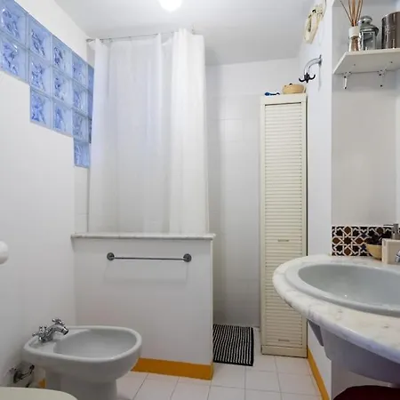 Lägenhet Monolocale Zona Navigli *